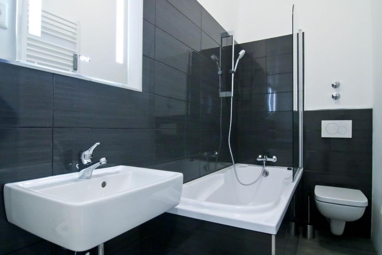 Apartmondo Ferienwohnungen Wuppertal Wichlinghaus Esterno foto